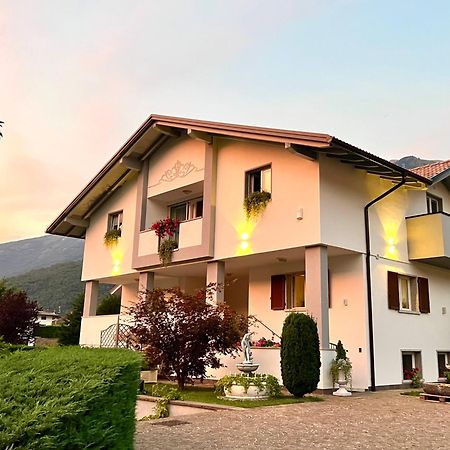 La Finestra Sul Giardino - B&B Cavedine エクステリア 写真