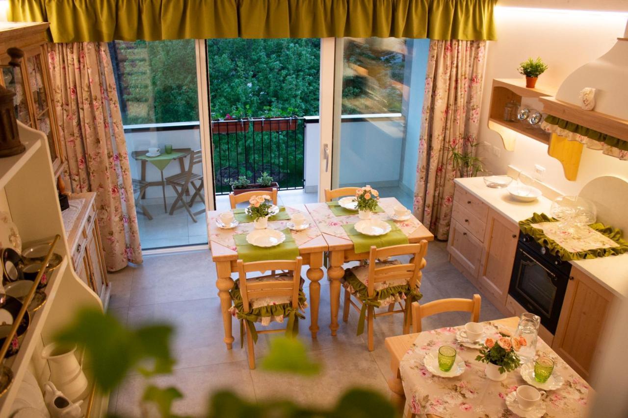 La Finestra Sul Giardino - B&B Cavedine エクステリア 写真